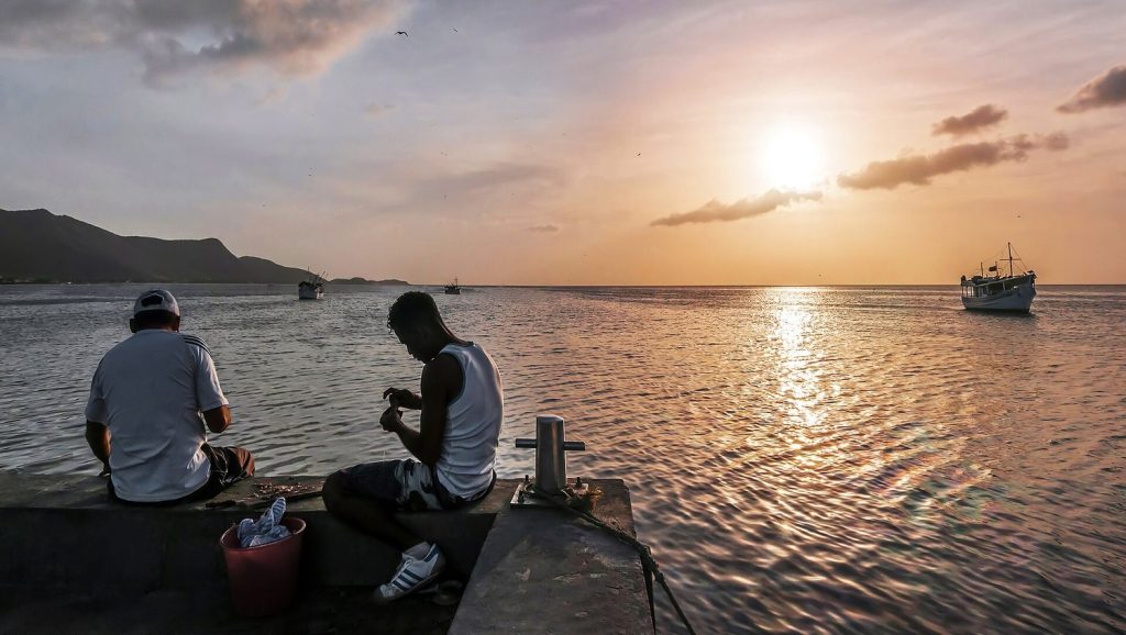Nelayan Pesisir dan Perubahan Musim yang Makin Sulit Dibaca